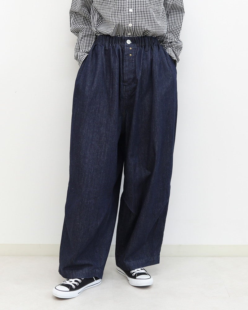 ［FURALI］デニムバックタックトラウザーパンツ
