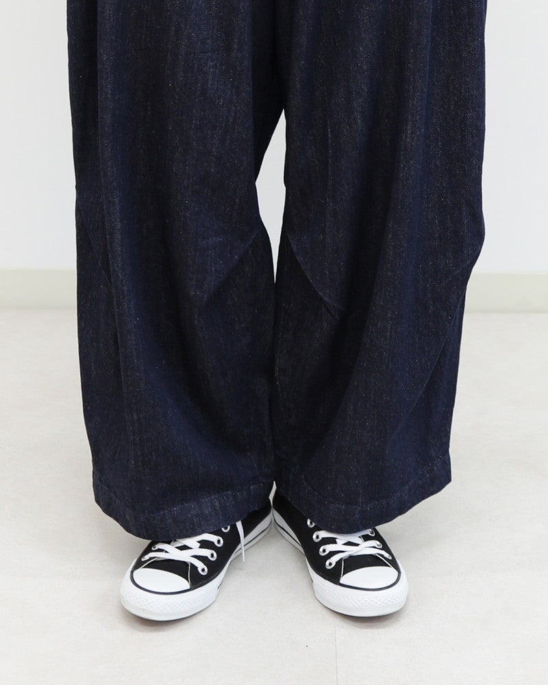 ［FURALI］デニムバックタックトラウザーパンツ