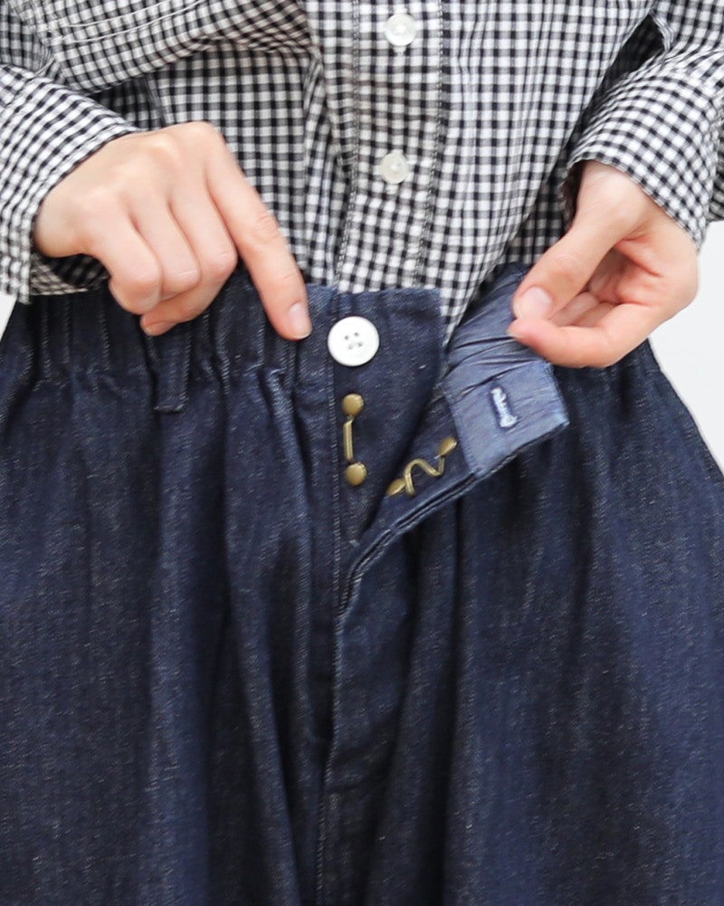 ［FURALI］デニムバックタックトラウザーパンツ