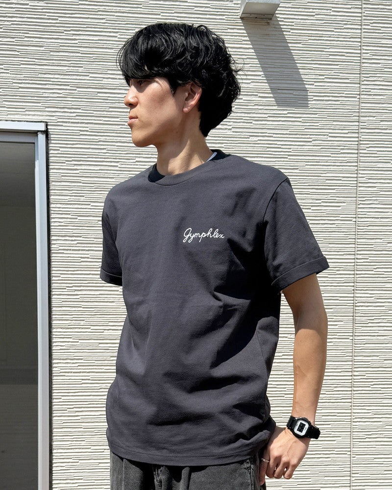 ［GYMPHLEX］刺繍半袖Tシャツ