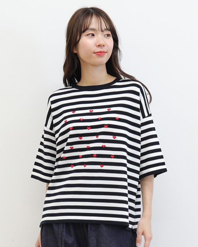 mao made］シャリコットンハート刺繍5分袖ニットTEE／マオメイド