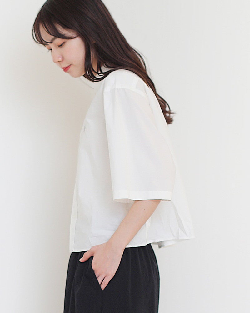 ［GYMPHLEX］ショート丈半袖シャツ