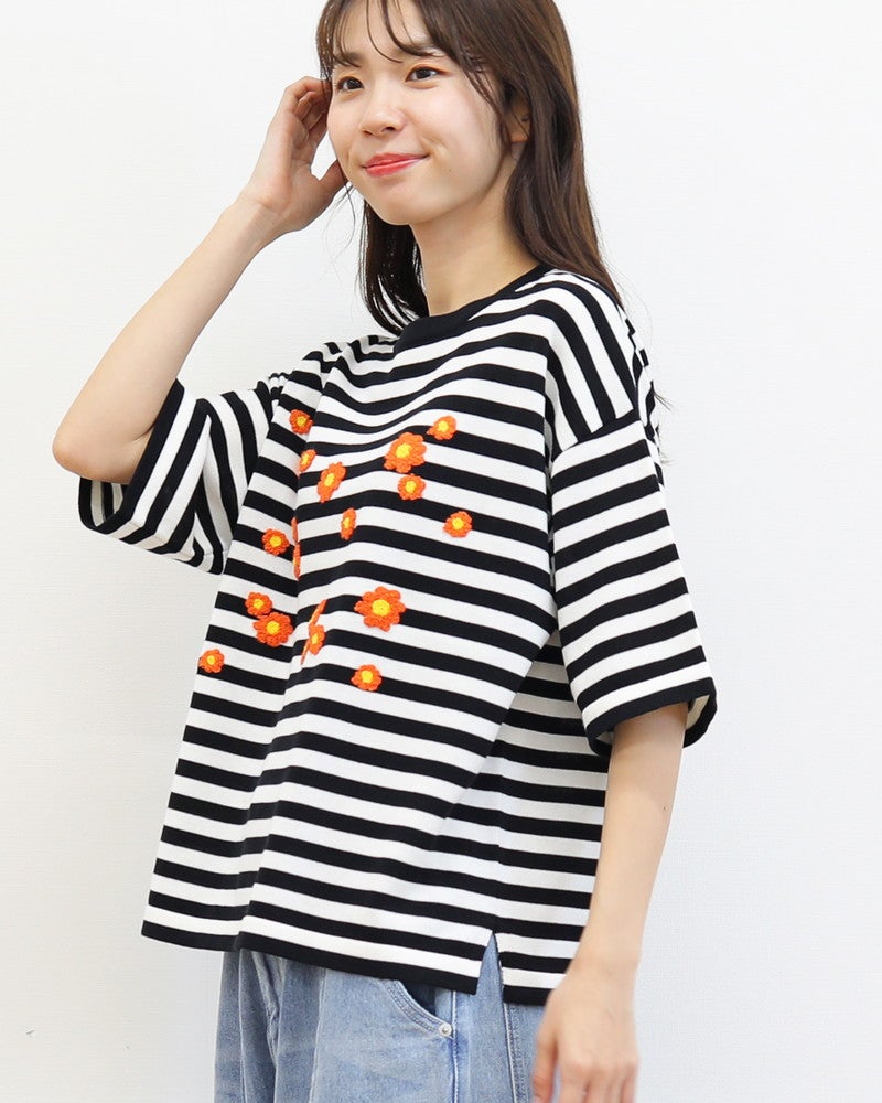 ［mao made］シャリコットンお花刺繍5分袖ニットTEE