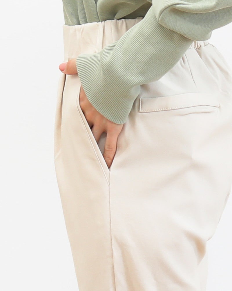 バリラクテーパードパンツ 