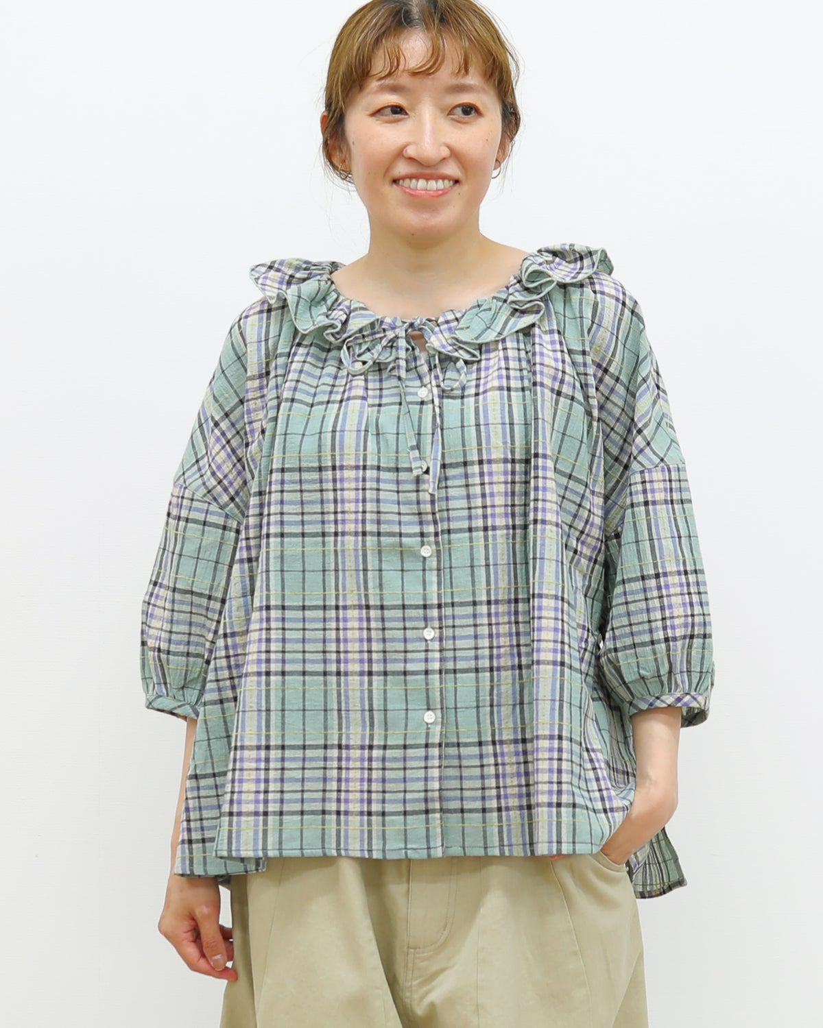 ［UNPLE］モールチェックフリルカラーブラウス