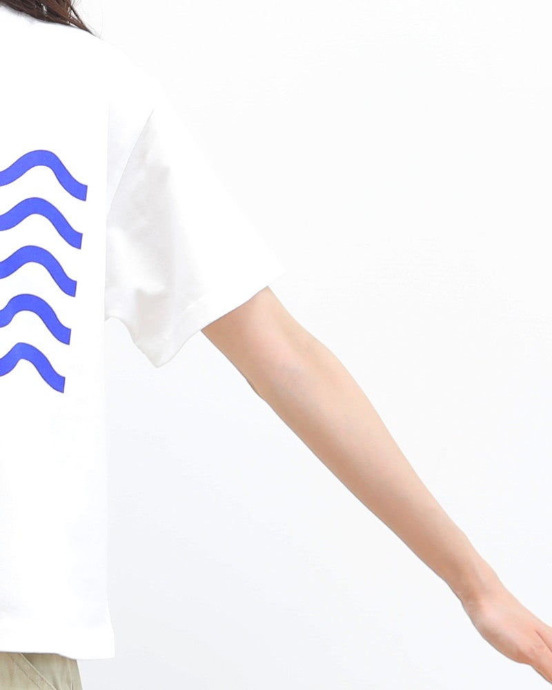 ［ON SEVEN DAYS］ショート波模様プリントTシャツ