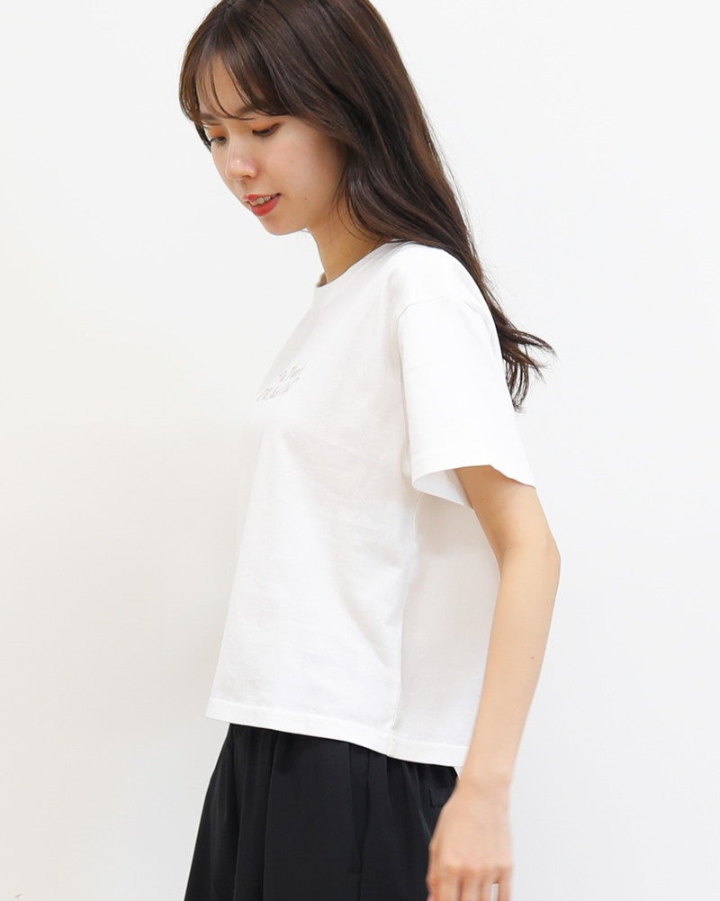 ［ON SEVEN DAYS］ショートロゴプリントTシャツ