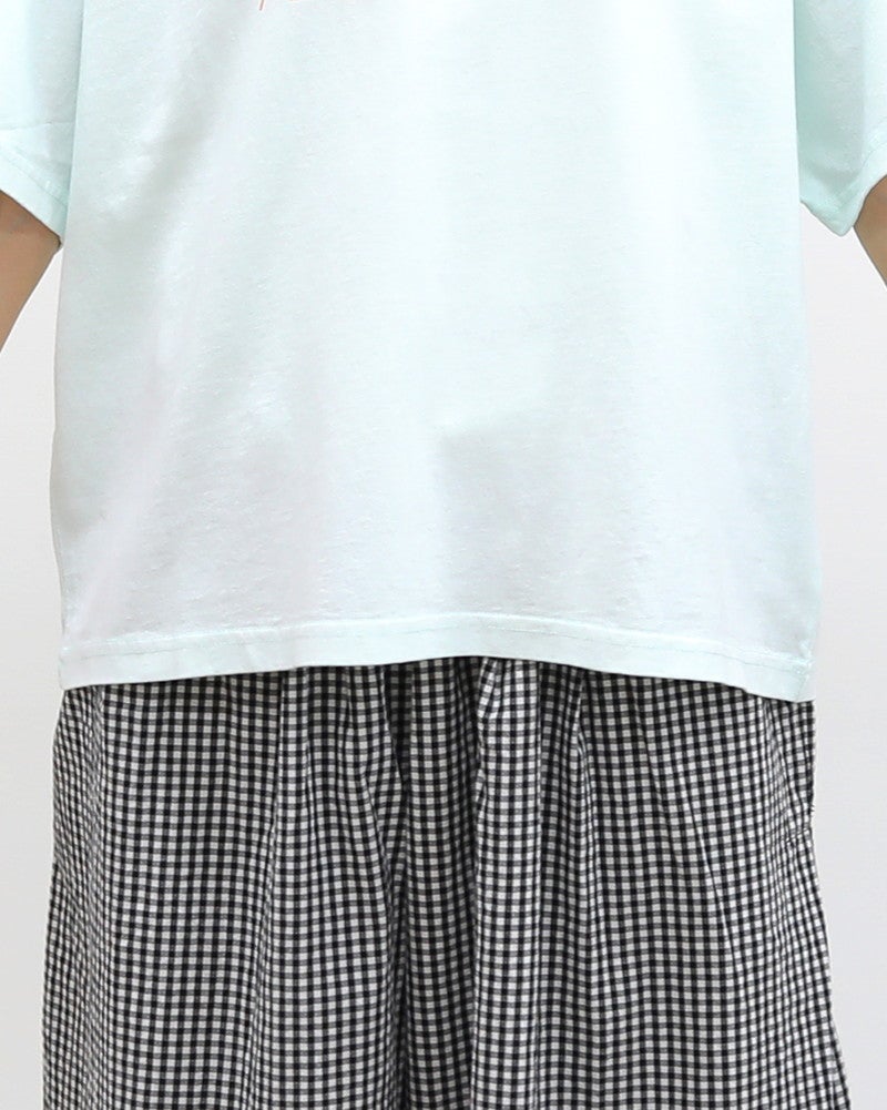 ［ON SEVEN DAYS］ワイドロゴプリントTシャツ