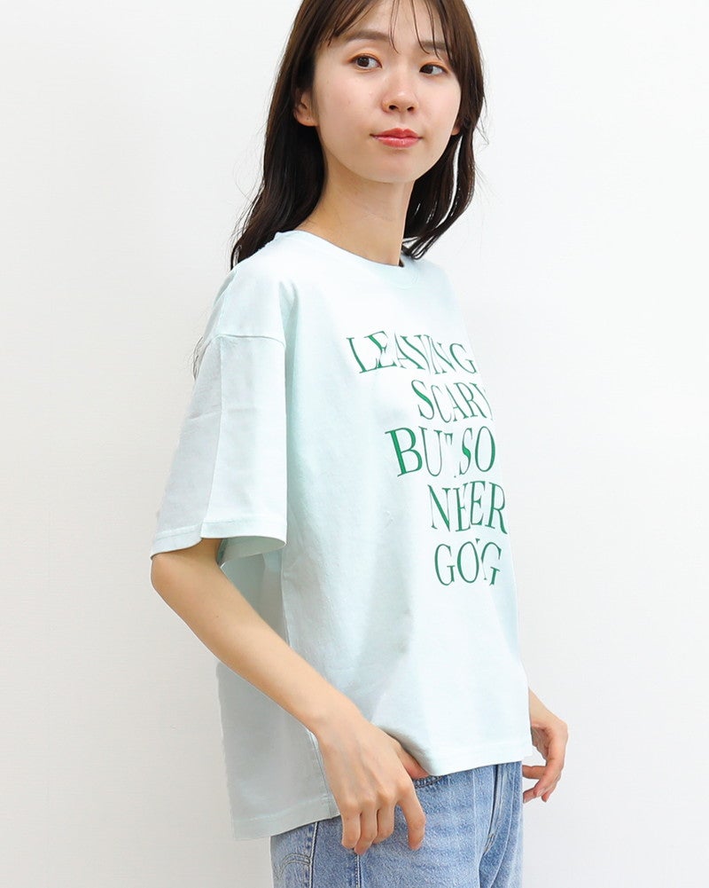 ［ON SEVEN DAYS］ワイド波ロゴプリントTシャツ