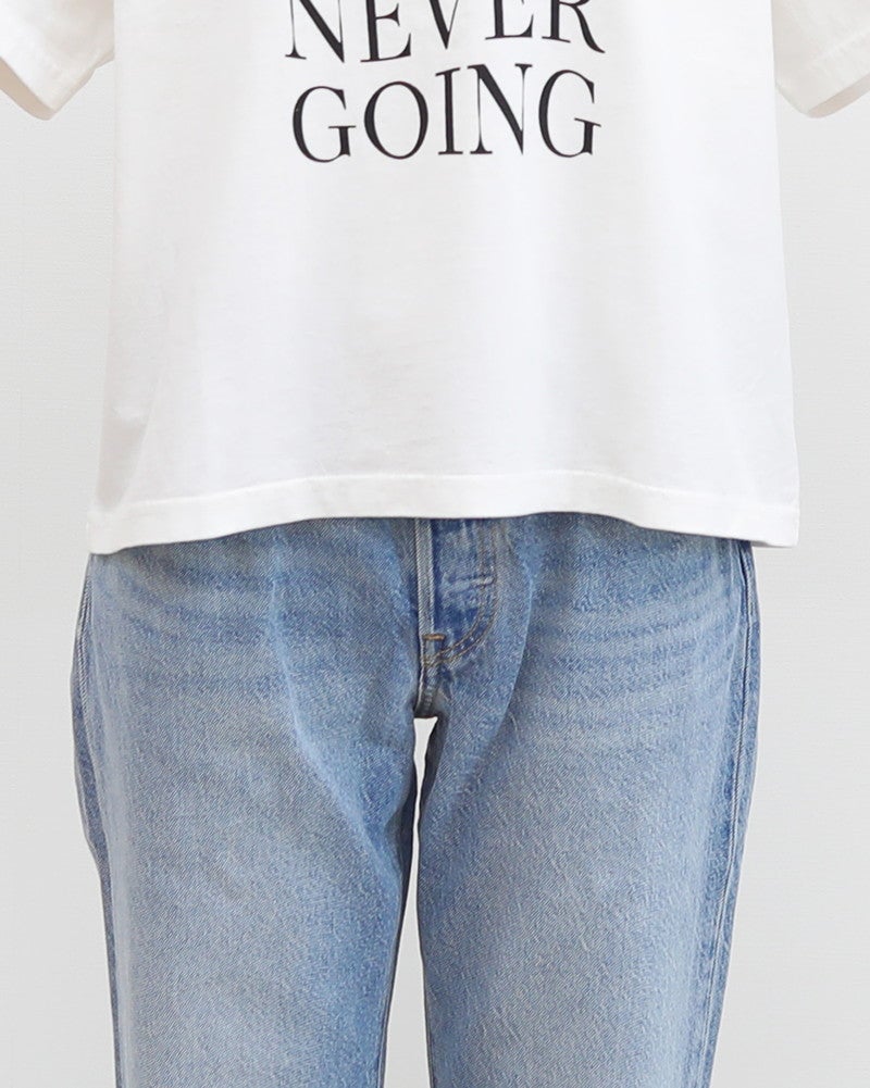 ［ON SEVEN DAYS］ワイド波ロゴプリントTシャツ