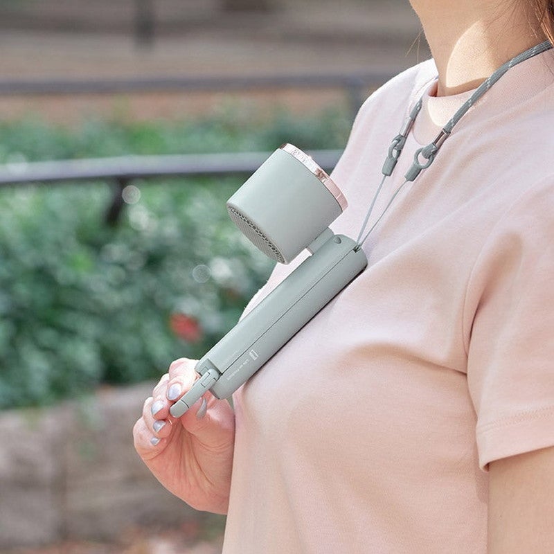 Life on Products］ペルチェ冷却機能ハンディファン カラビナ付