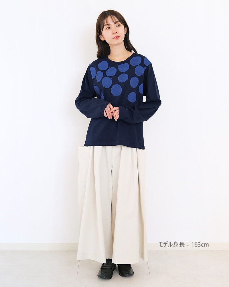 ［NATURAL LAUNDRY］空紡天竺リンゴプリント長袖Tシャツ