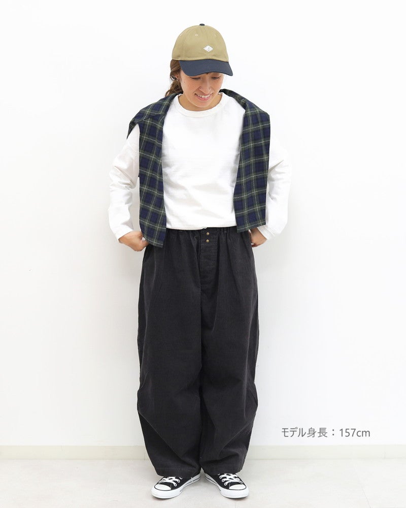 ［FURALI］コーデュロイバックトラウザーパンツ